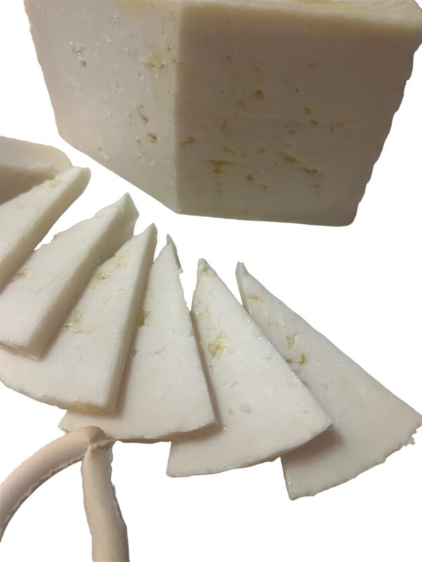 Queso de Oveja Madurado en Aceite de Oliva 4